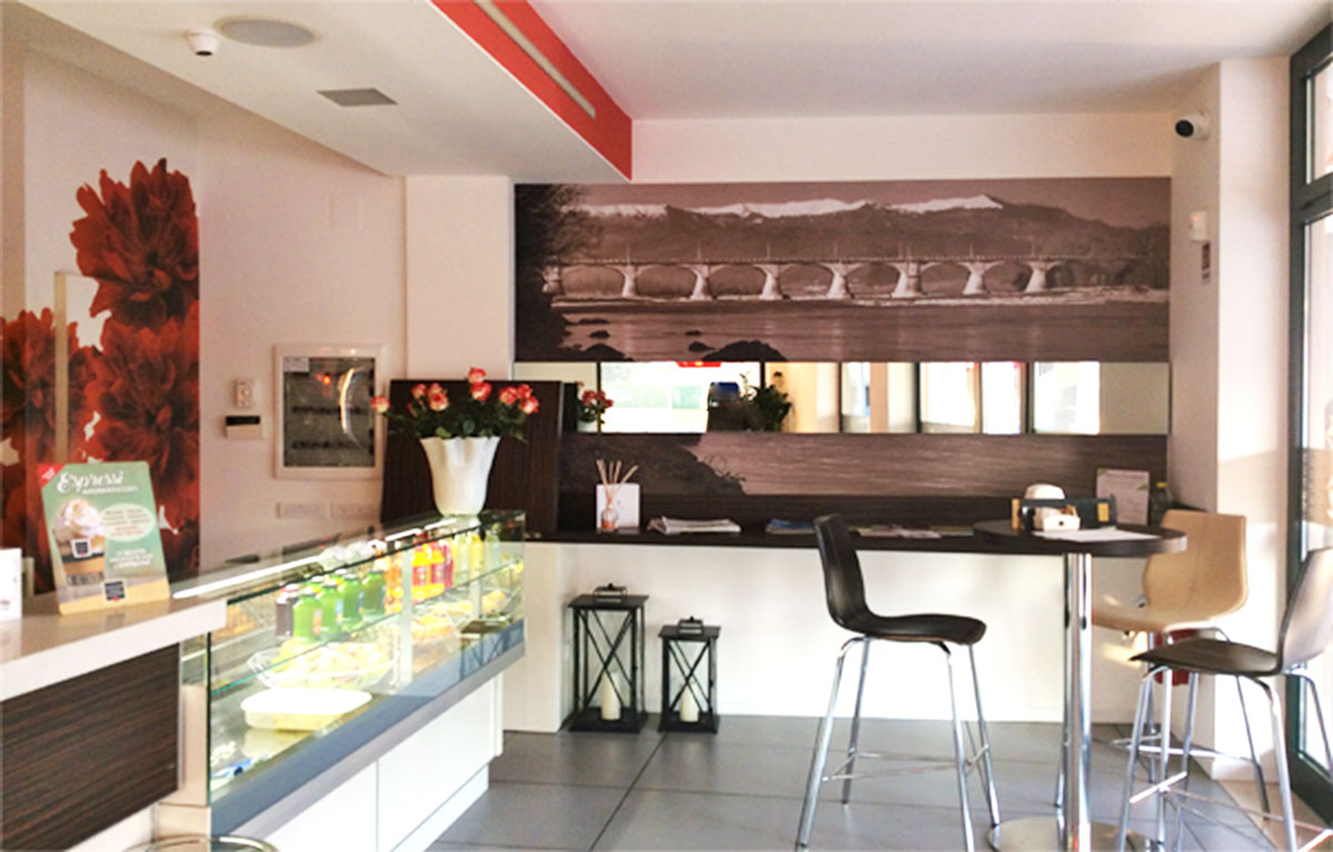 riqualificazione-interni-dinochi pannello in pvc semiespanso incollato a muro